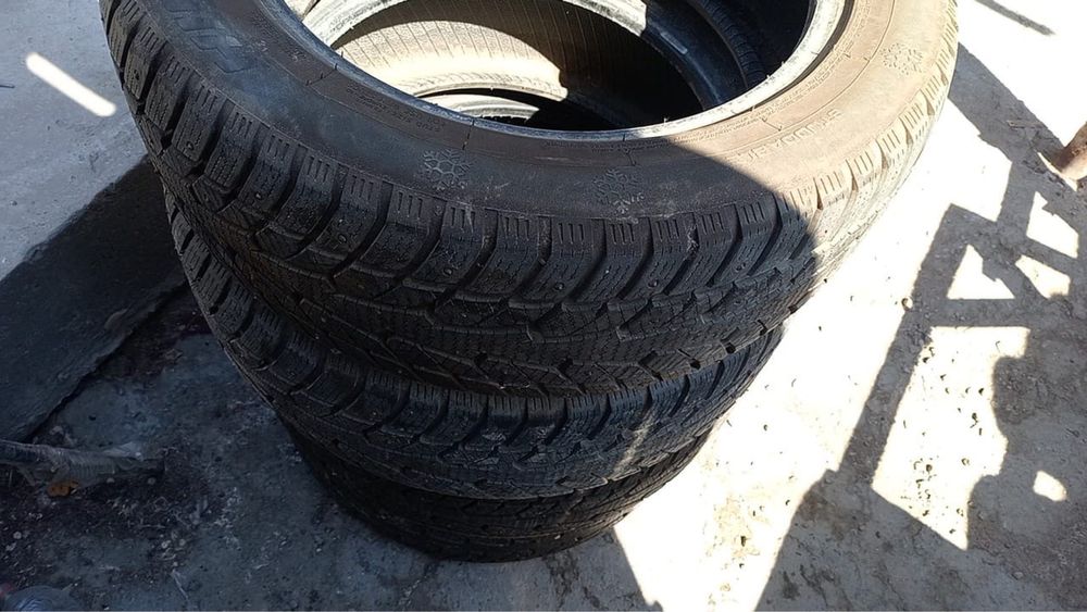 Продам зимний покрышка 225/55/17