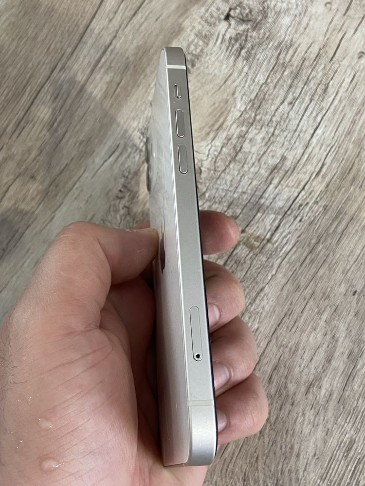 Iphone 12 , в хорошем состоянии