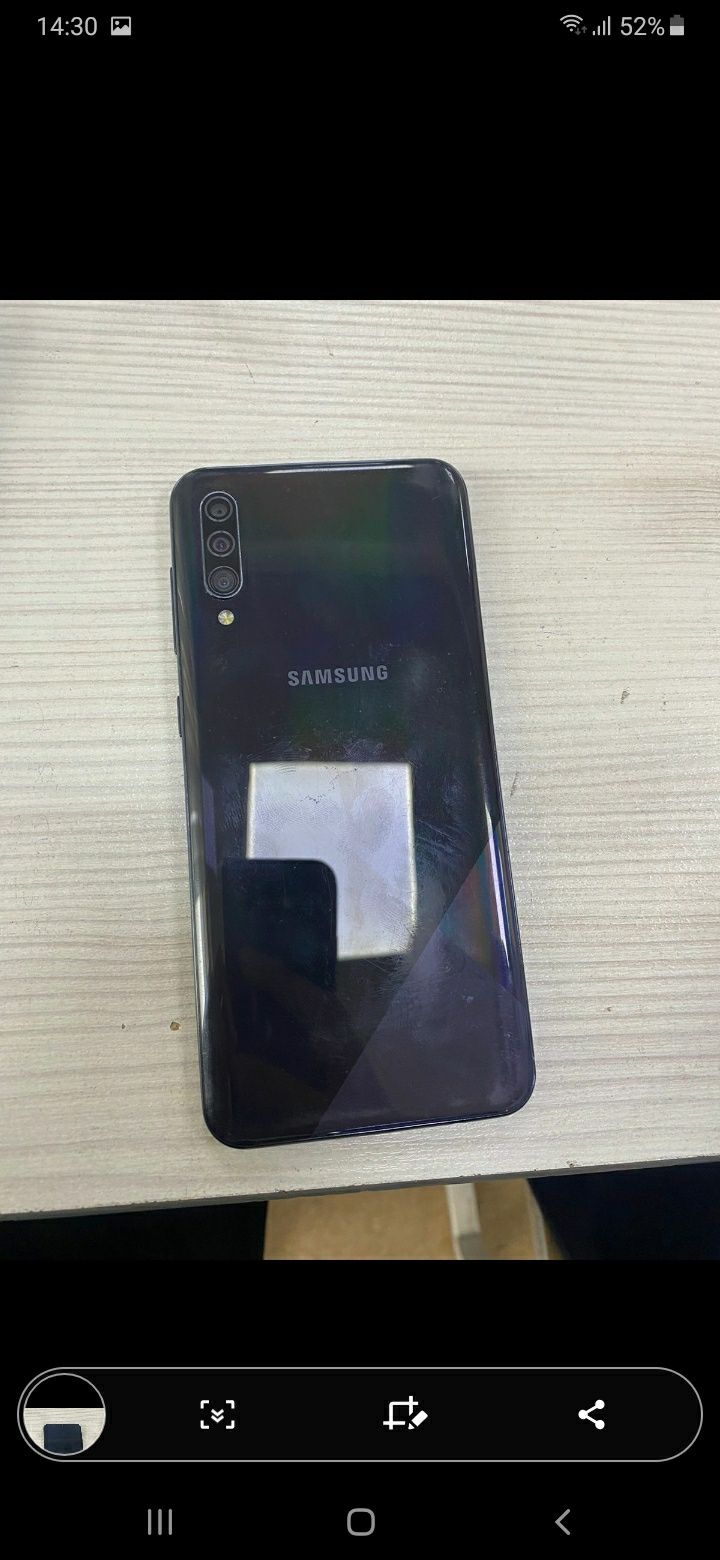 Samsung Galaxy A30