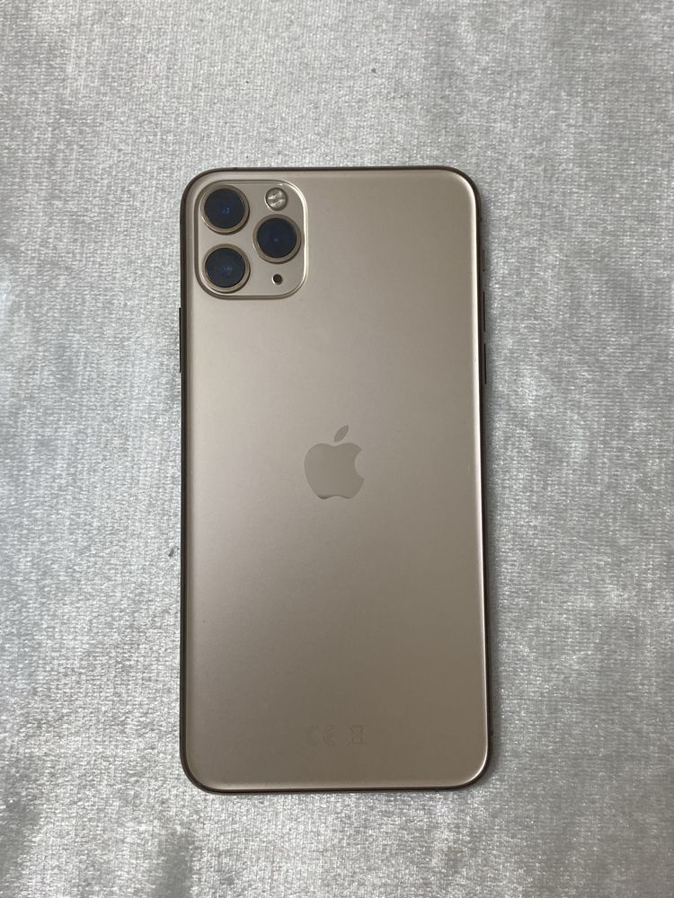 iPhone 11pro max,золотого цвета,подайдёт работе,игр и для учёбы