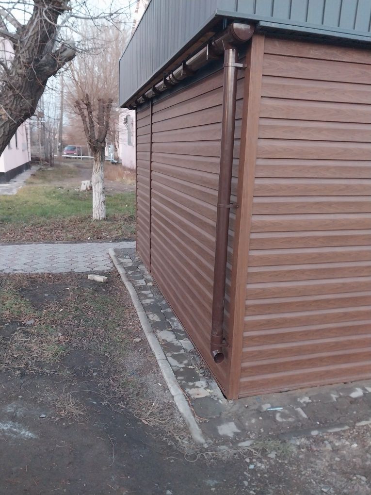 Услуги строительных работ