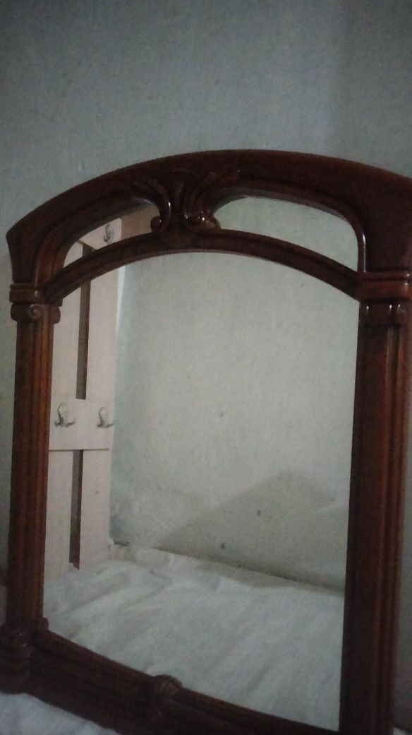 Вешалки в прихожую 3шт.