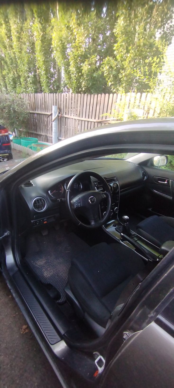 Mazda 6 2007года объем 1.8литра механика