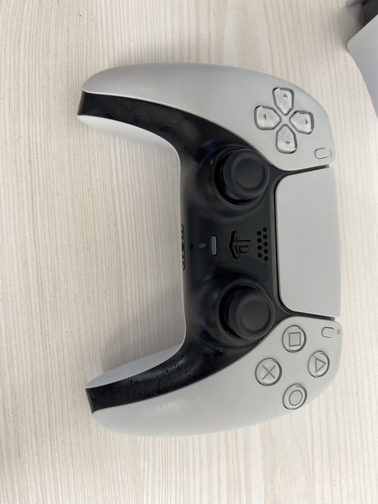 Продается PS5 slim