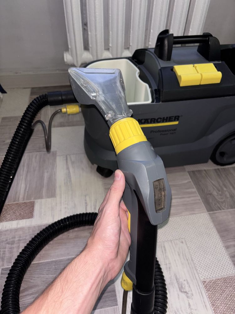 Karcher Puzzi 10/1 Моющий пылесос для химчистки мебели