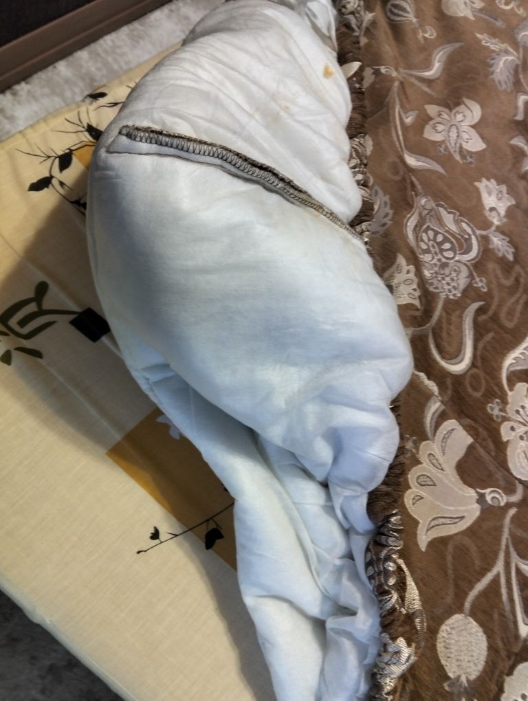 Продам диван б/у