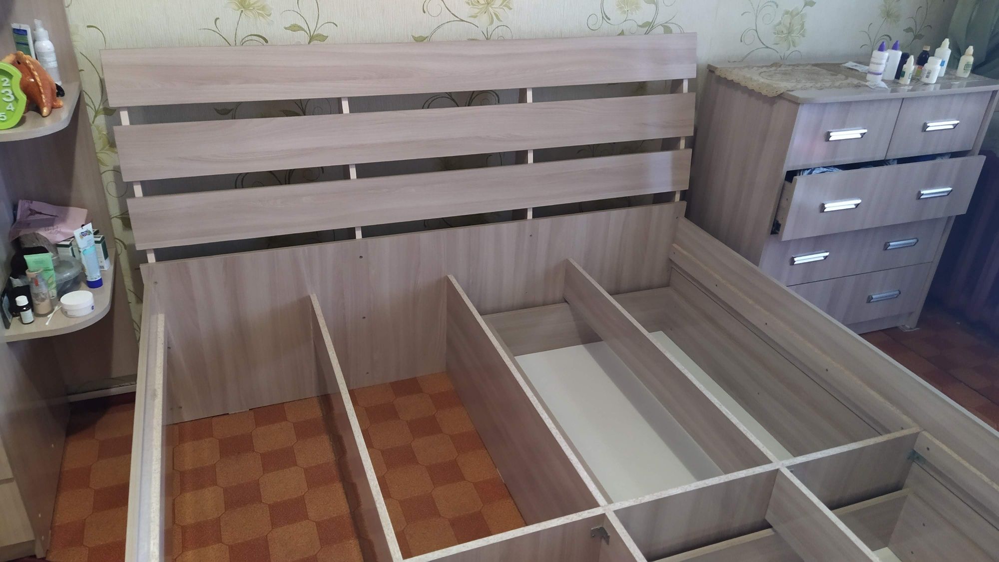 Продам кровать и матрас
