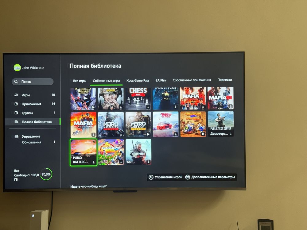 Продам Xbox series S 2 джойстика