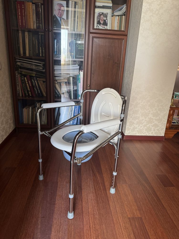 Продам стульчик туалет