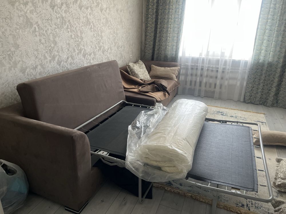 Продам диван,раскладывается