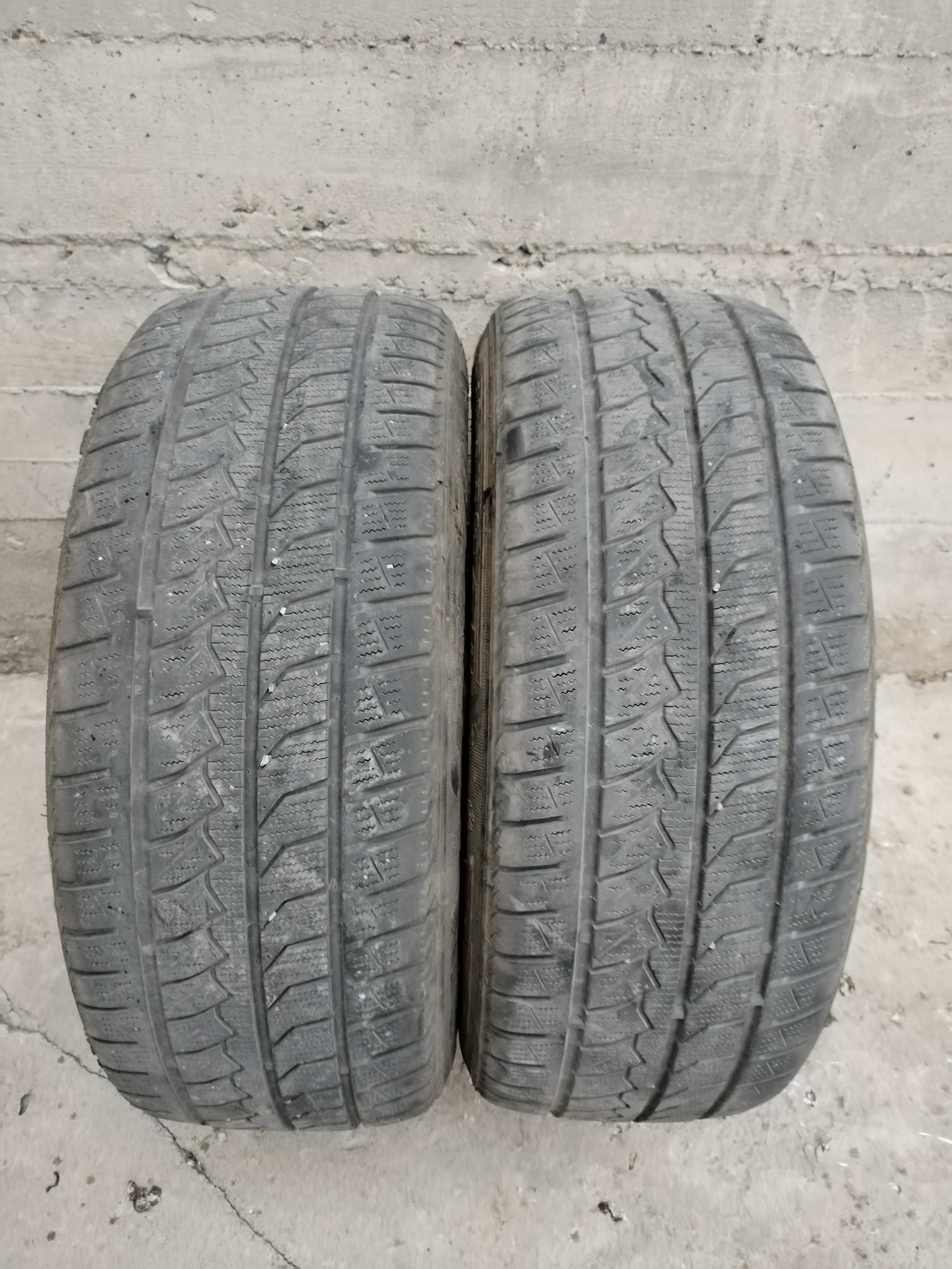 Резина 215/60/16