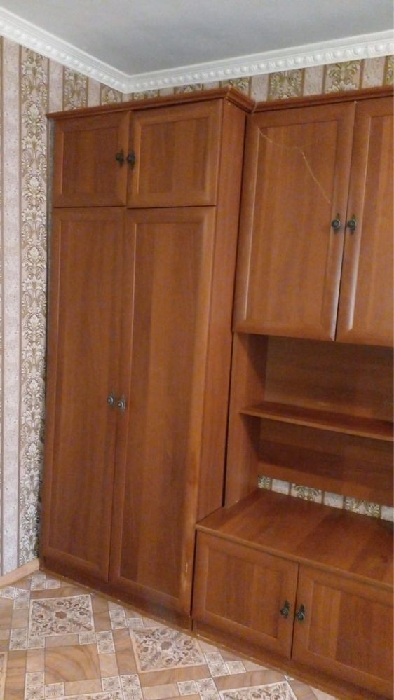 Стенка сатылады бағасы 35000 саудасы бар