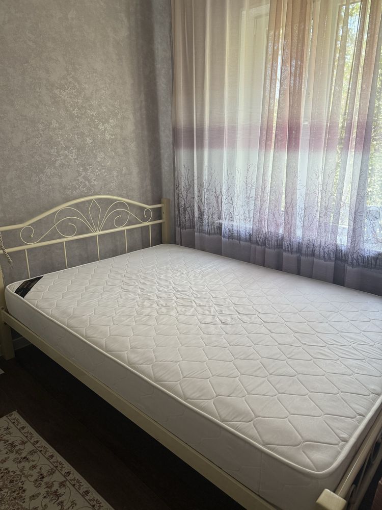Кровать полуторка