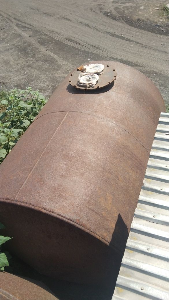 Продам Бочки 10 кубов