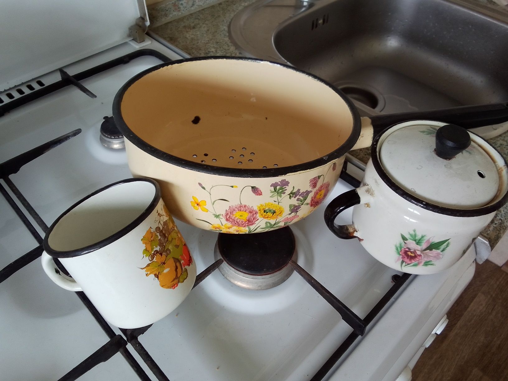 Кастрюля эмалированная набор