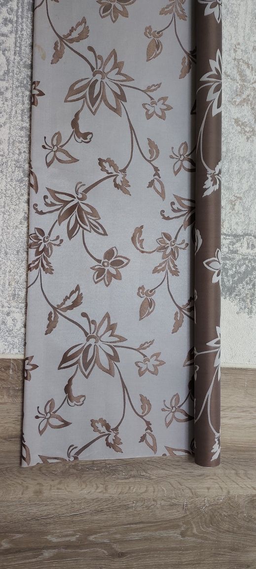 Продам жалюзи,  рулонную штору 120х170