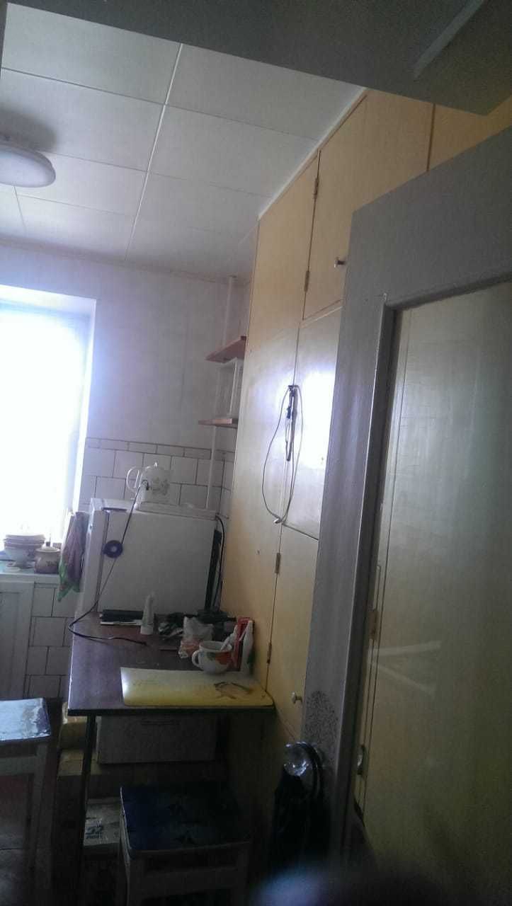 Продам 1 комнатную квартиру 36кв.м. 3-11 , 5 этаж. Центр, рынок.