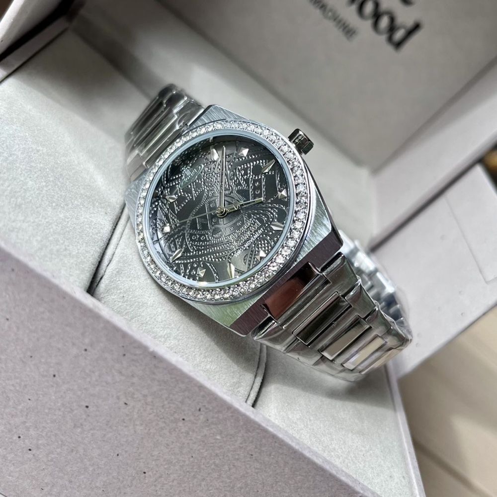 Женские часы Vivienne Westwood + подарок