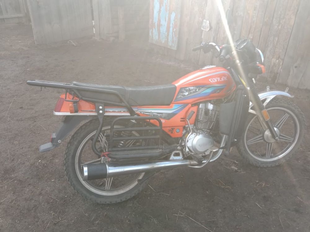 мотоцикл марки Sonlink модели SL150-K9