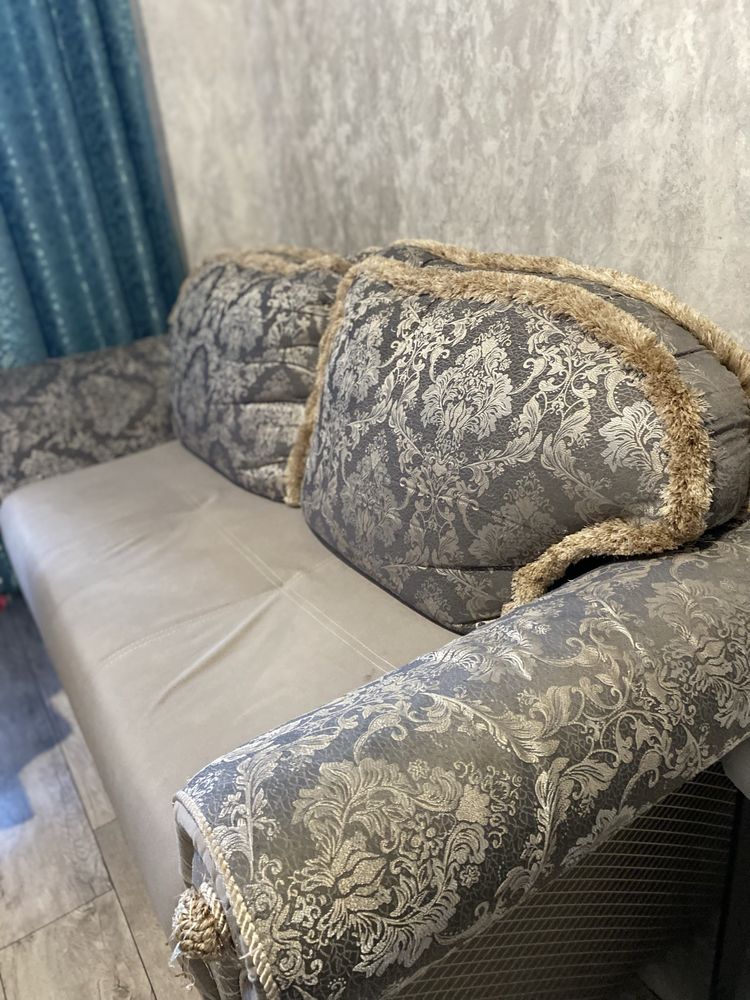 Продам диван в хорошем состоянии