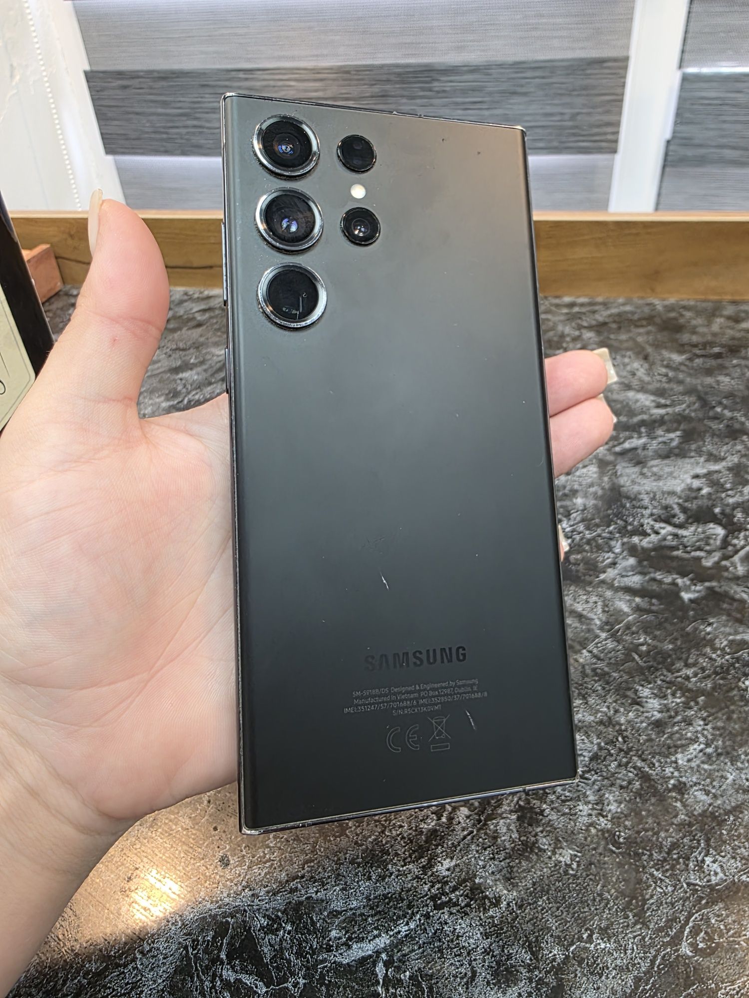 Продам samsung S23ultra