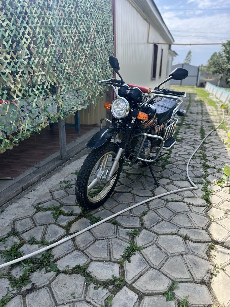 Продам мотоцикл 250 кубов