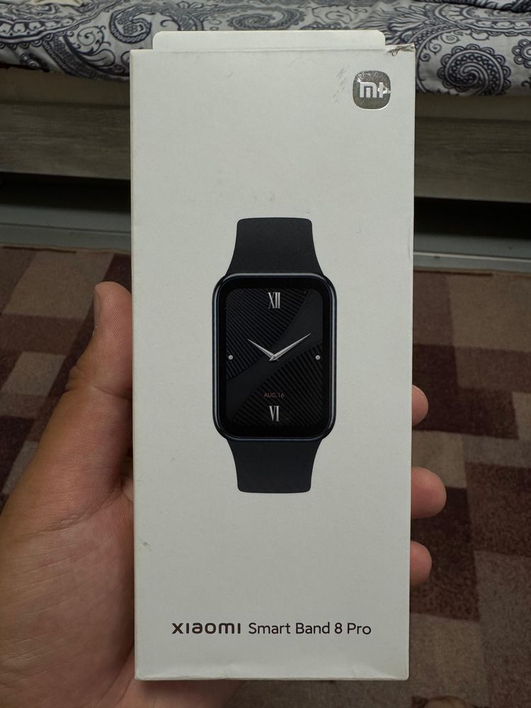 продам новые смарт часы Xiaomi smart band 8 pro