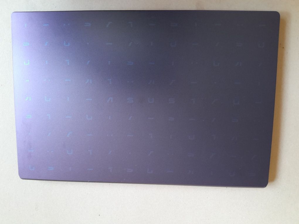 Ноутбук ASUS Laptoр новый, в упаковке.