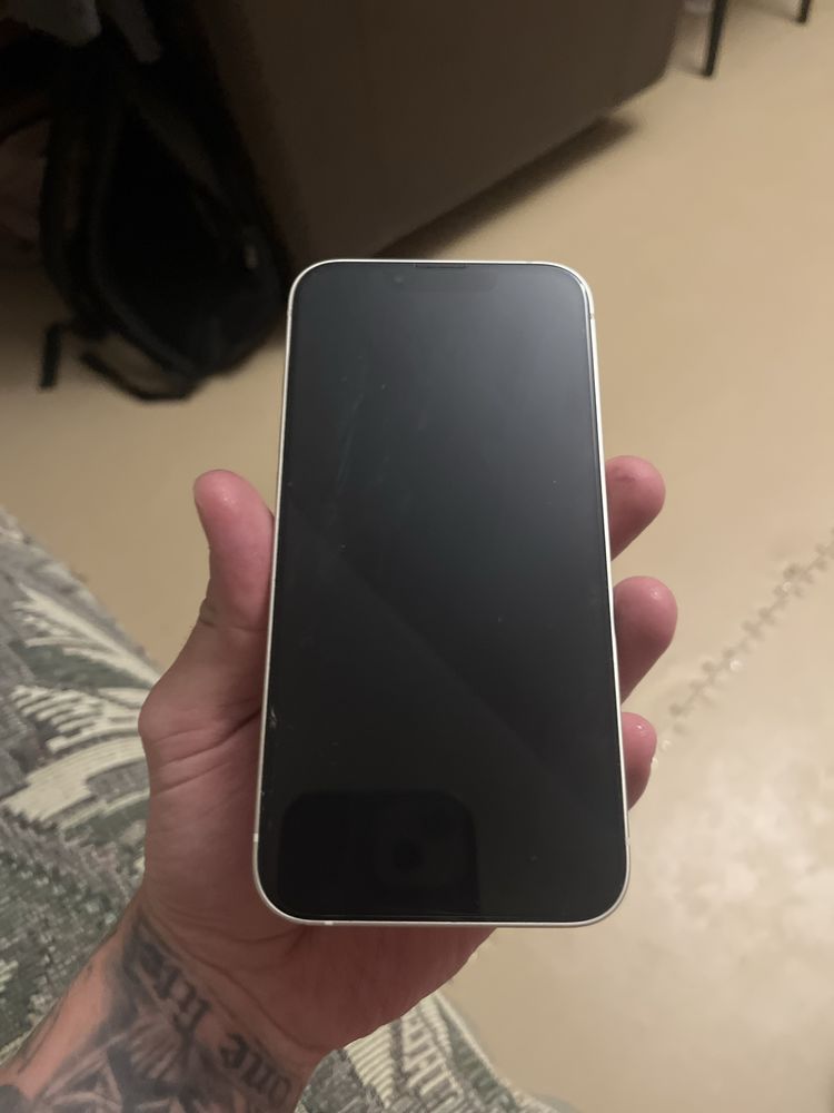 iphone 13 с гарантией до октября