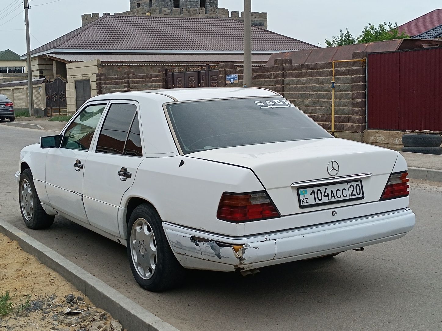 Мерседес 124 Е200