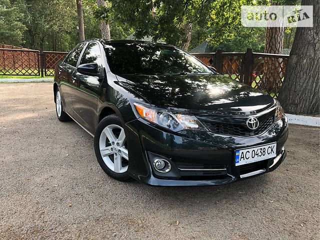 Капот на Toyota Camry 50 USA (Тайвань) / Камри 50 Американец