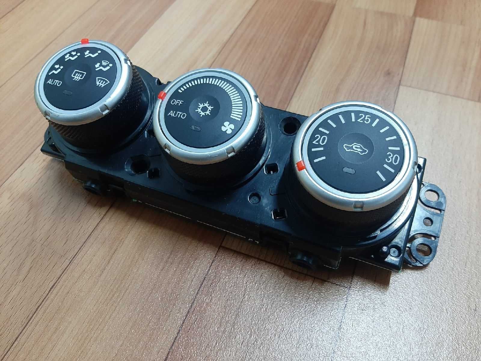 Продам Блок управления климат контролем Mitsubishi Outlander 2008