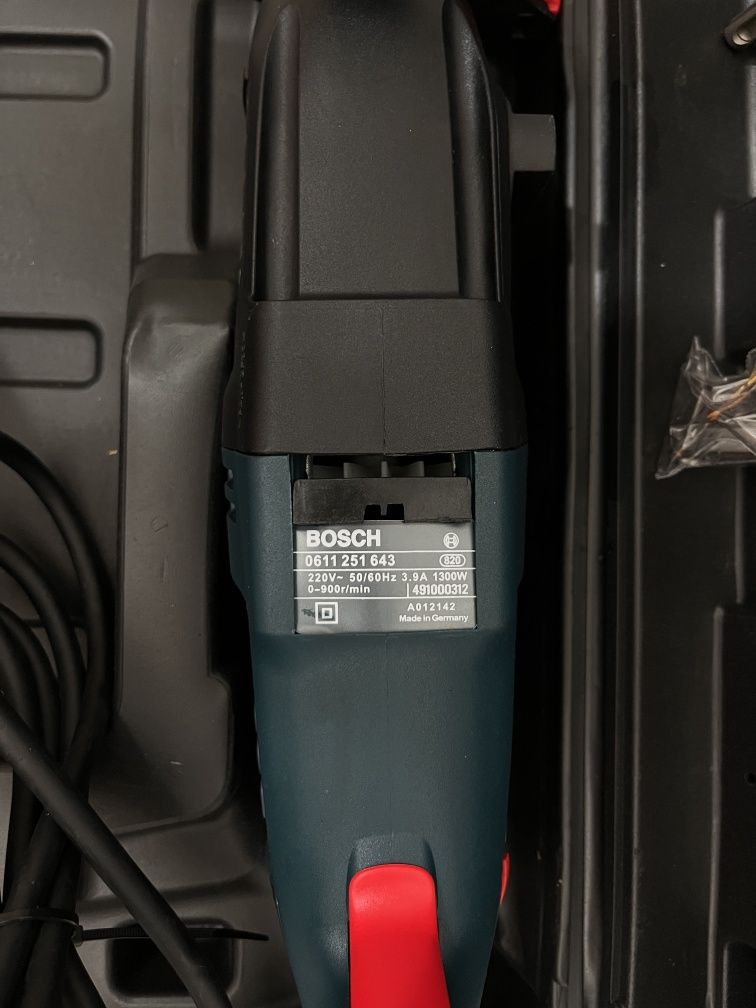Продам Новый . Перфоратор . BOSCH CROWN