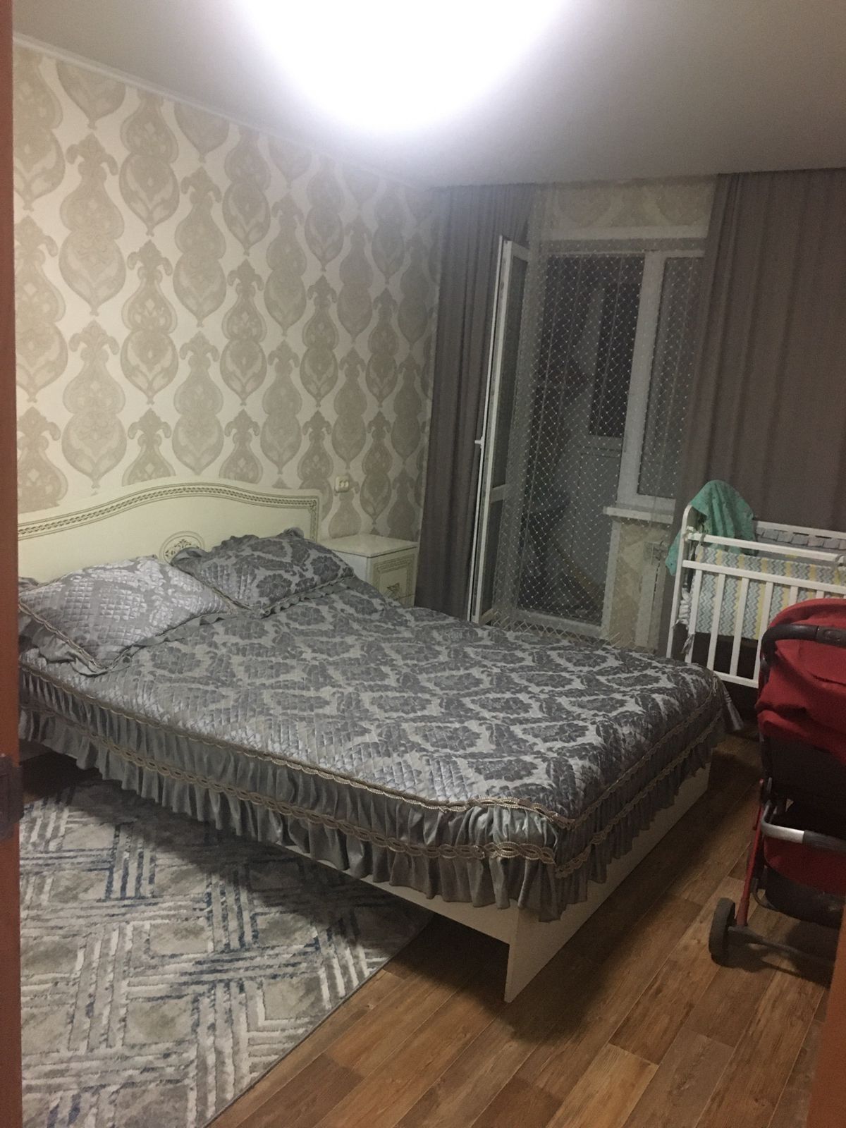Продаю 2 комн квартиру либо обмен на свой дом, на 3х комн ,светлую 48