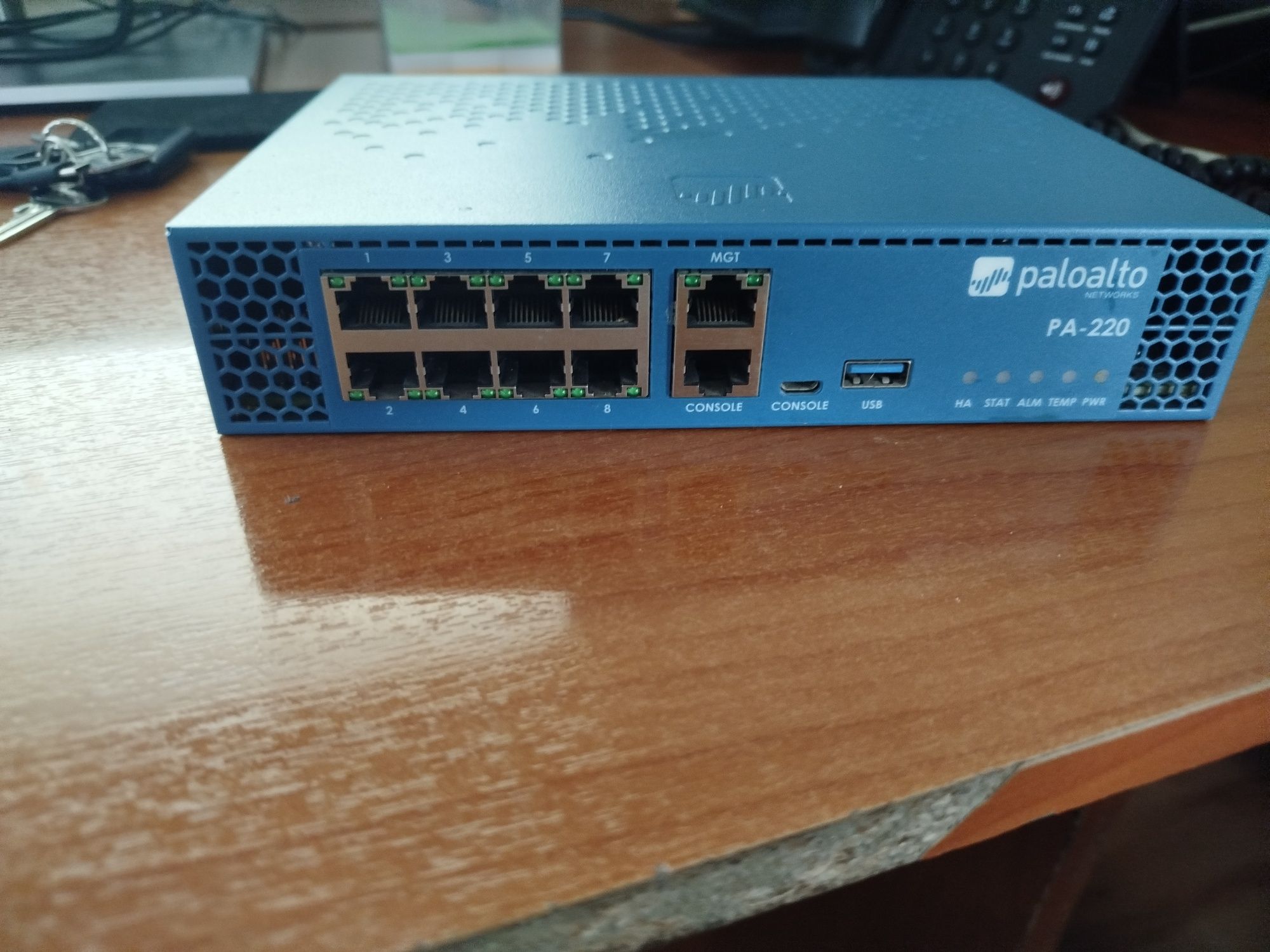 Palo Alto Networks PA-220
