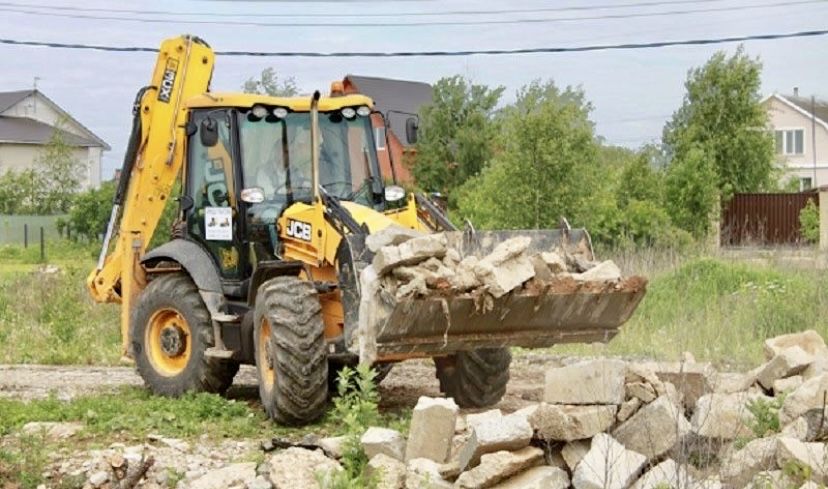 Услуги Эксковатора-погрузчика 3в1 трактор петушок