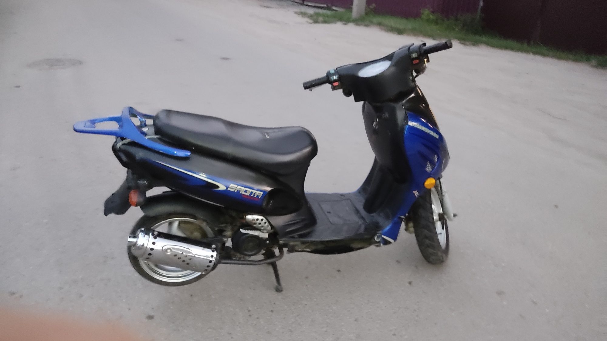 Продам скутер 80 кубов