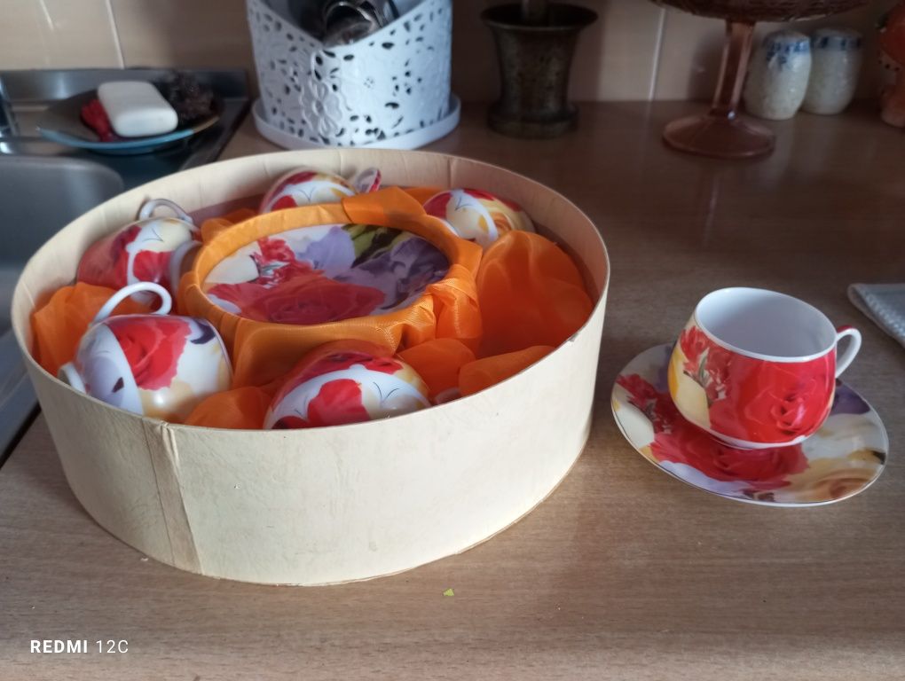 Кофейный набор.Новый.Очень красивый.