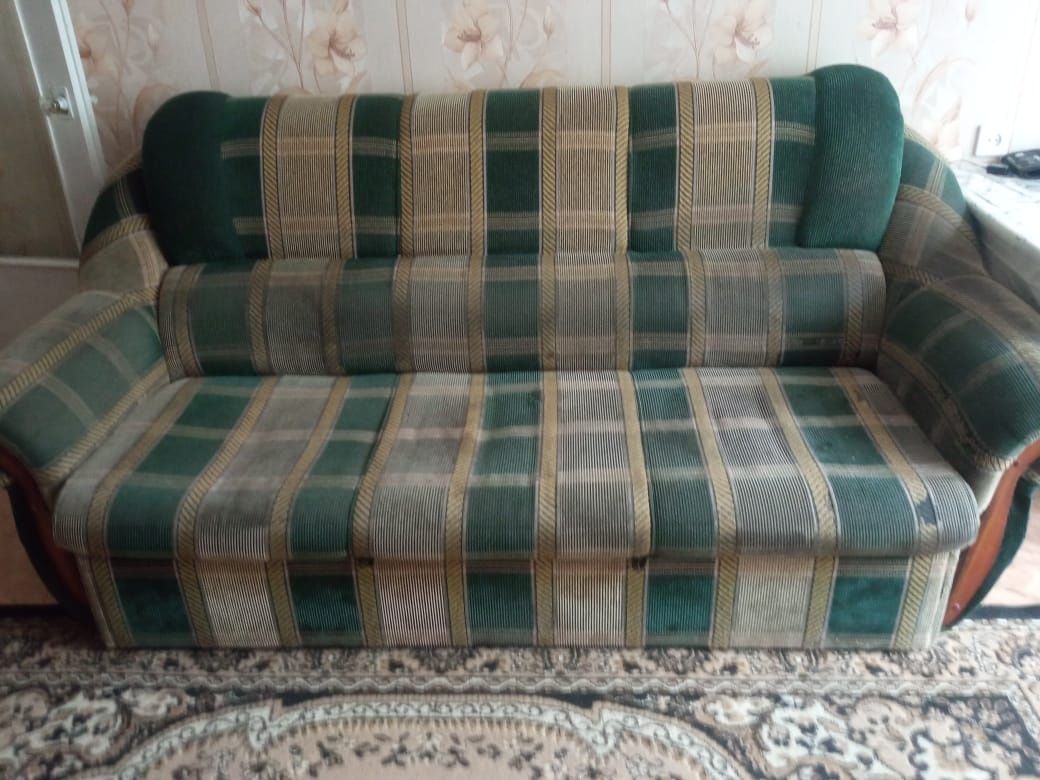 Продам мягкий уголок.