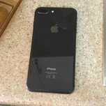 Продаю Айфон 8 plus,Память-128 .Цена 55.000 тыс .В хорошем состояние .