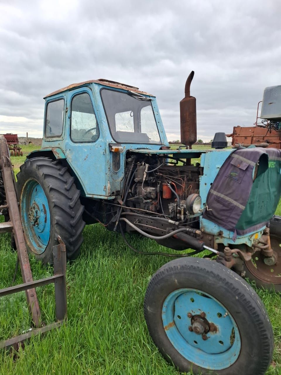 Продам МТЗ-80 с куном, прицепом