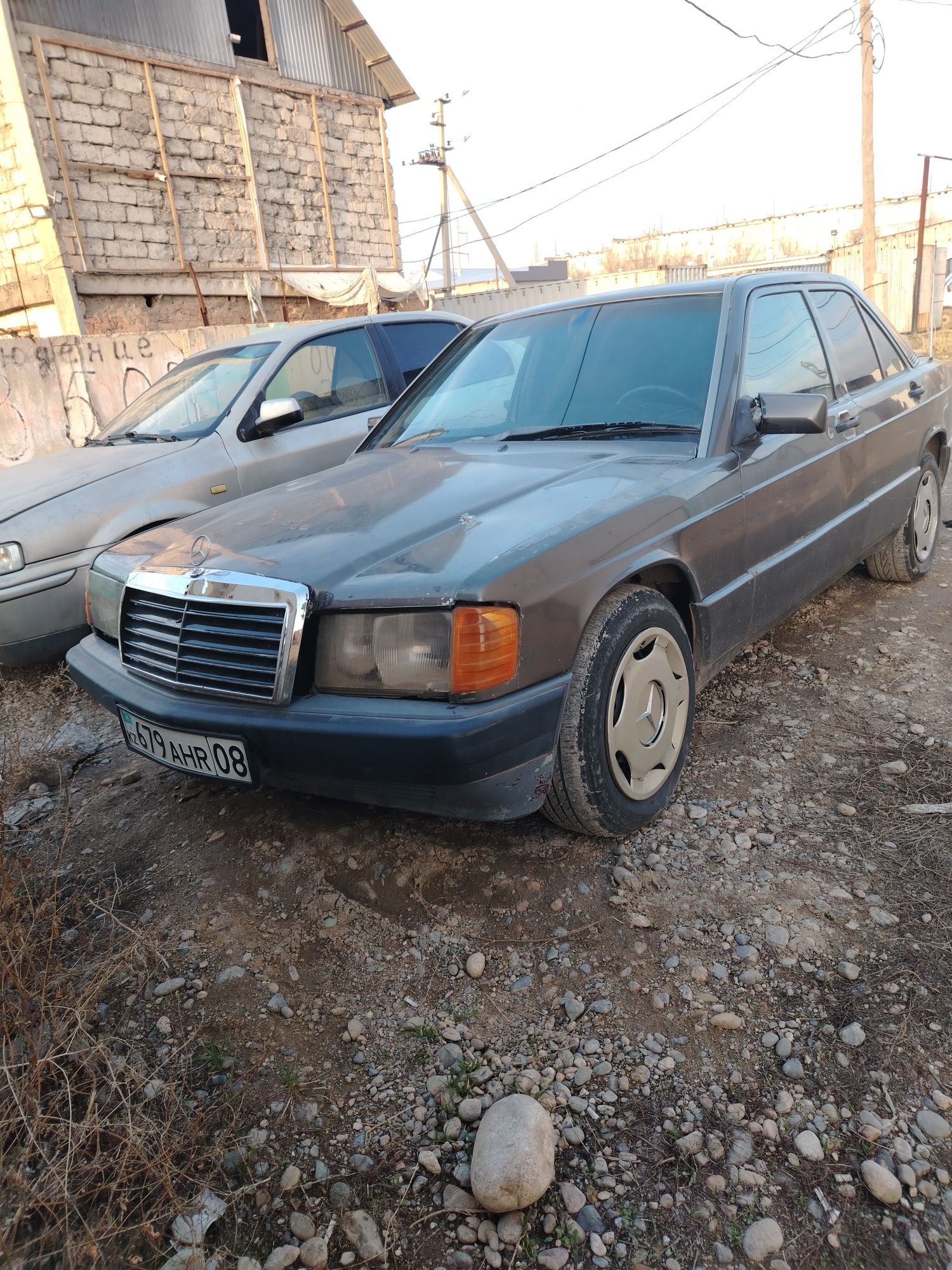 Мерс 190 по запчастям