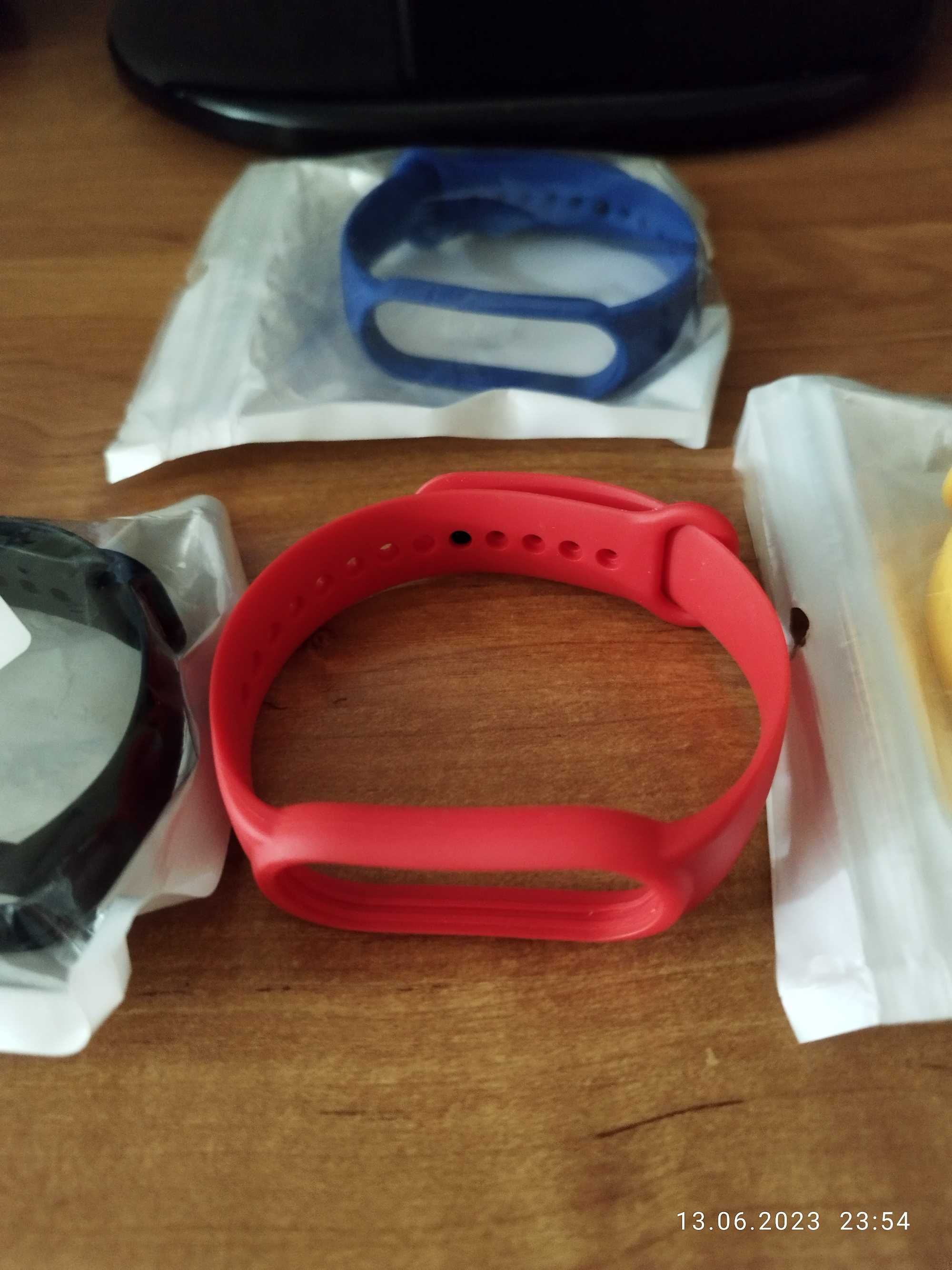 Ремешки к фитнес браслету MI-Band (5, 6, 7)