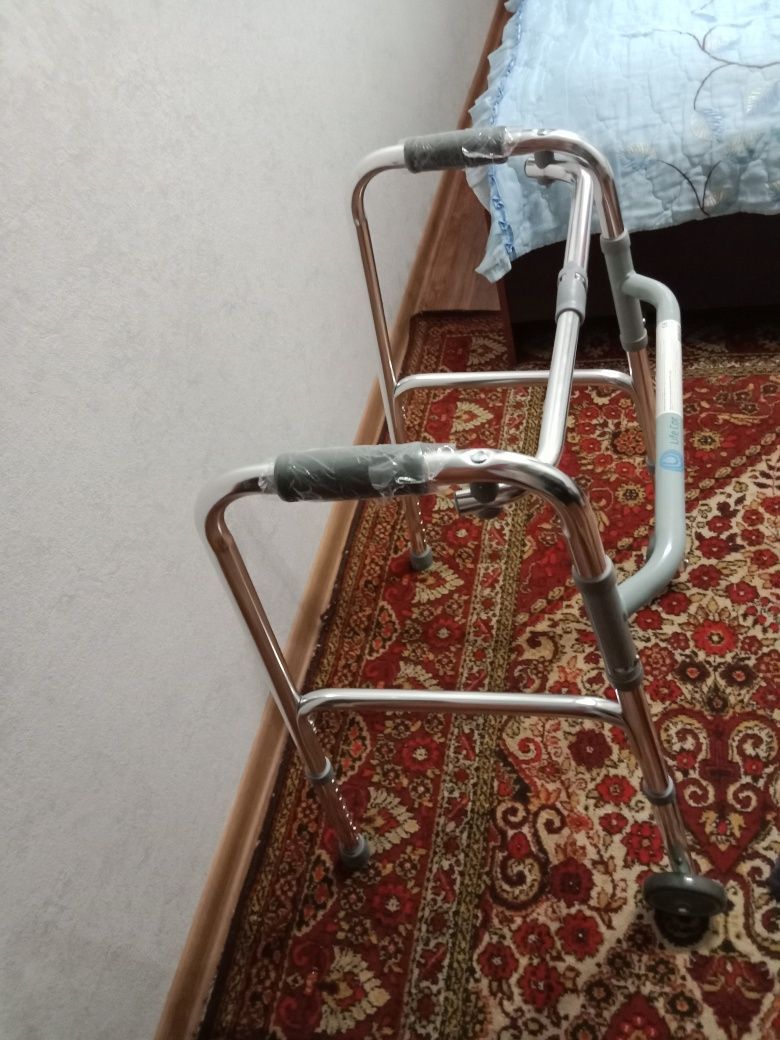 Ходунки для взрослых