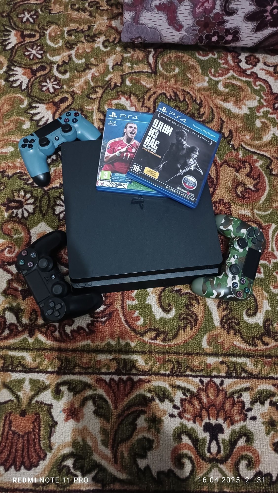 Sony PlayStation 4