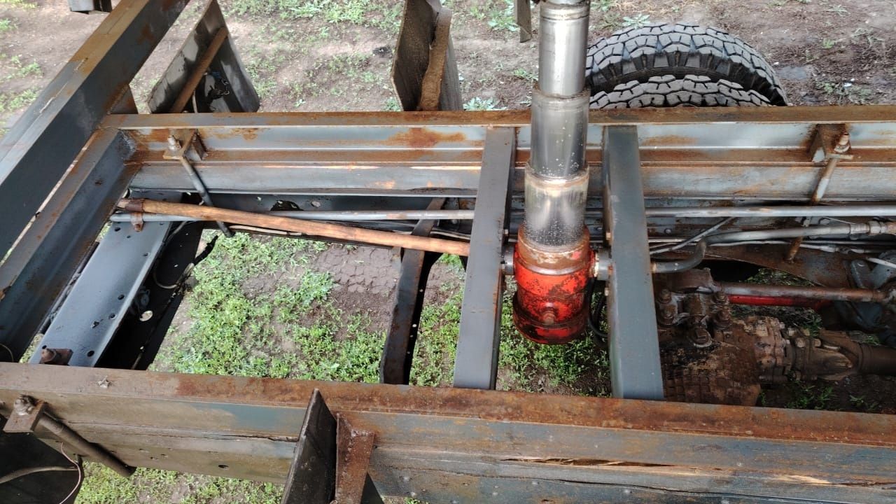 Продоется кузов самосвала  2  миллиона. Длина 6.20