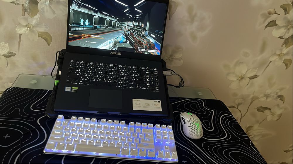 Продаётся  игровой ноубук
