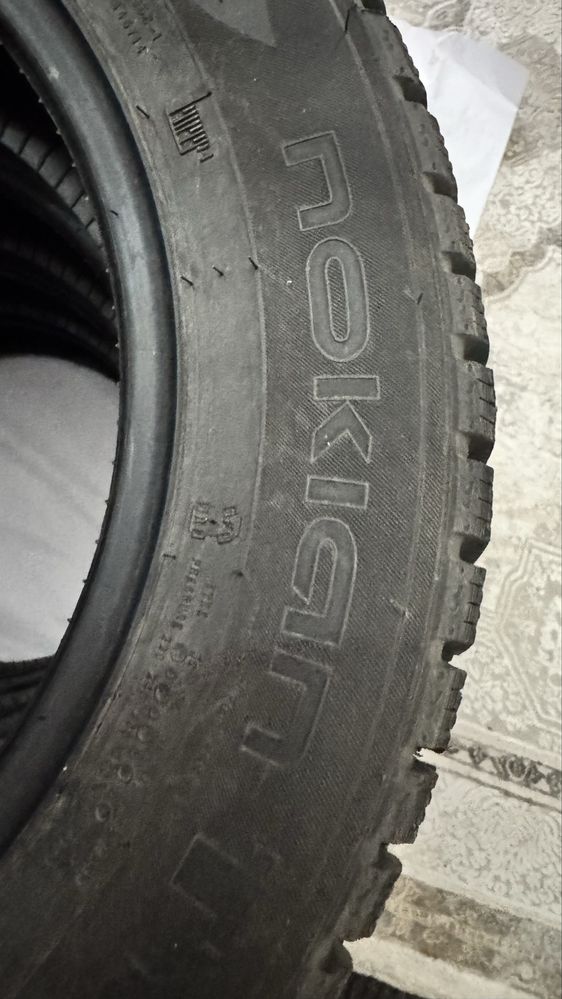 Продам шины nokian 185/65 R15