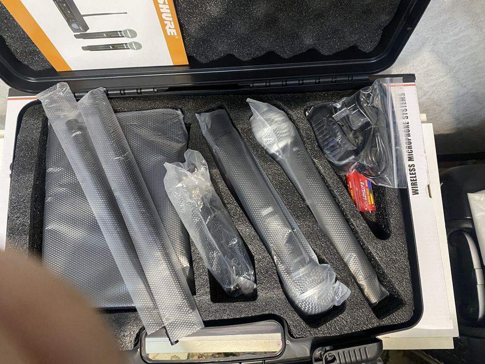 Shure UGX66 Безпроводной радиомикрофон профессиональный,НОВЫЙ