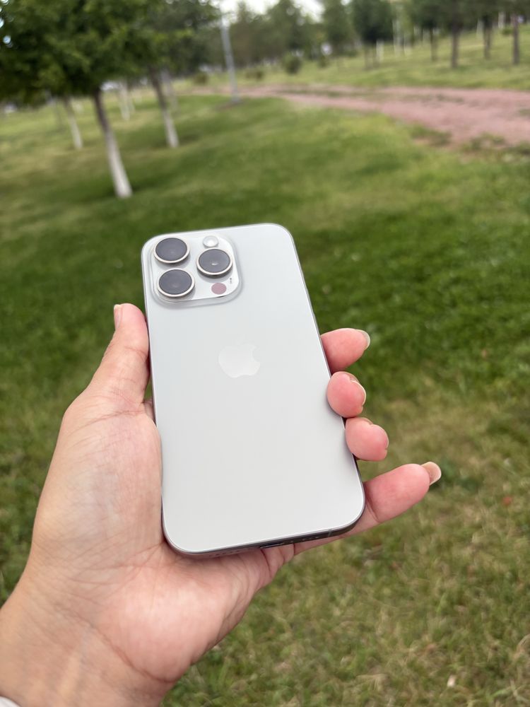 Iphone 15pro 256гб